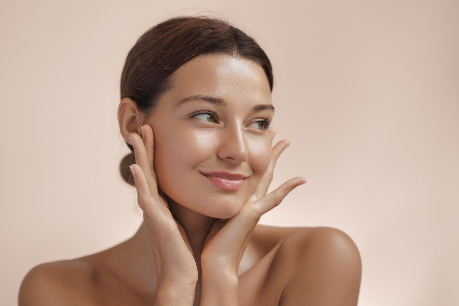Natural facial volume creating youthful contours